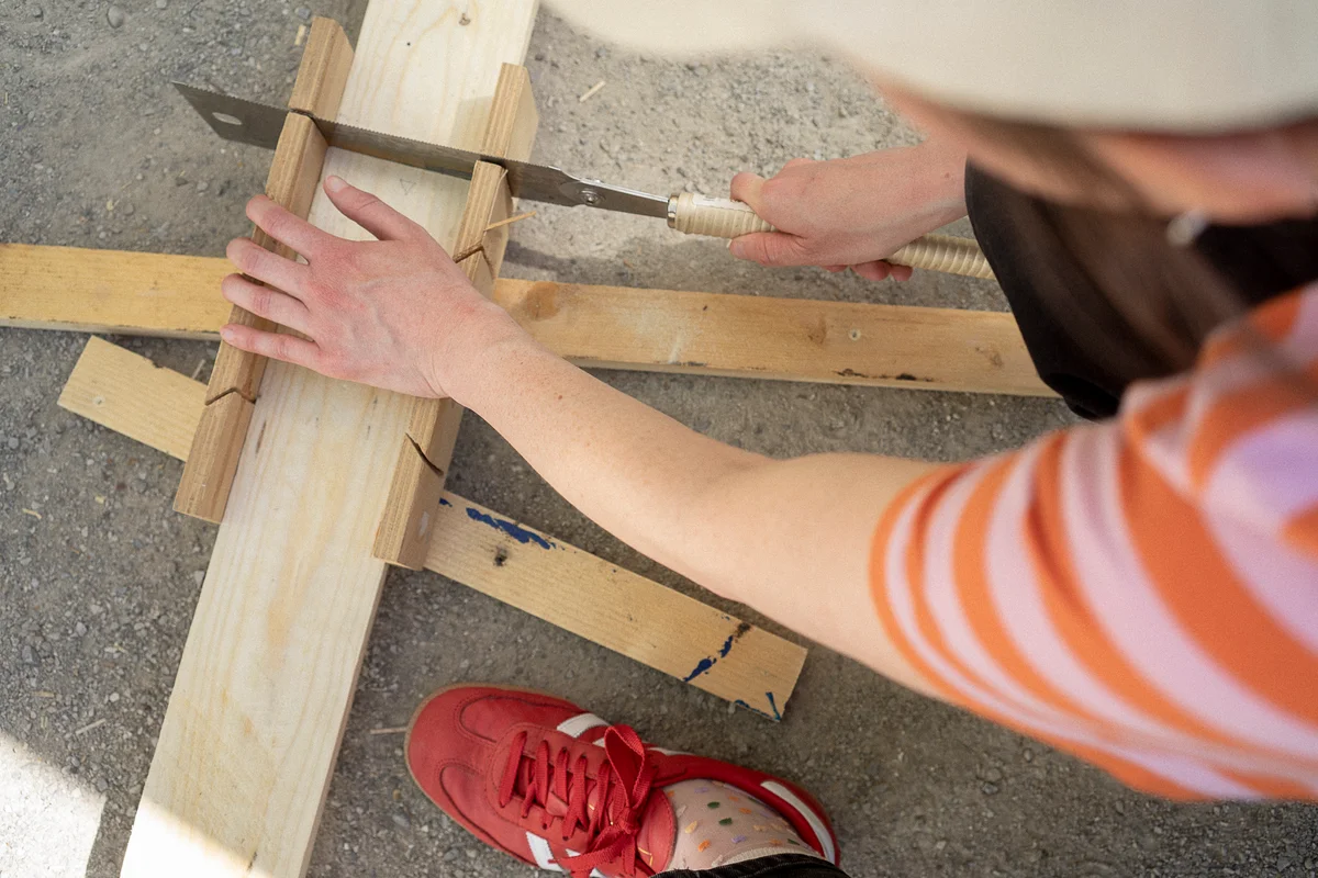Baukultur Workshop - Menschen bauen gemeinsam Möbel